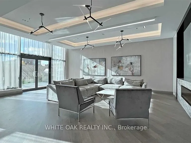 99 Eagle Rock Way #819 — Photo 29