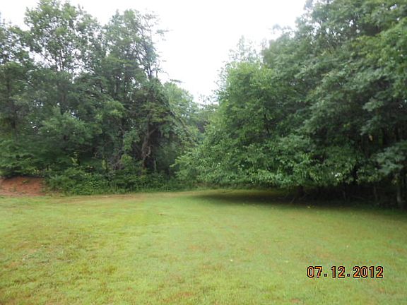 3rd image of 696 Clearview Dr