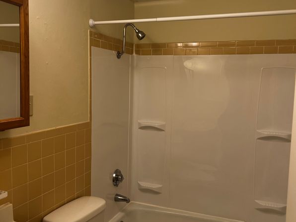 40 Dinan Dr APT 12, Gardner, MA 01440