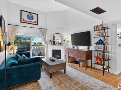 8300 Manitoba St APT 314, Playa Del Rey, CA, 90293