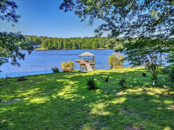 215 Sandrock Way, Trenton, SC 29847