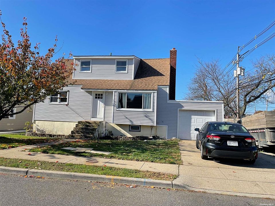 1st image of 82 Sportsmans Avenue