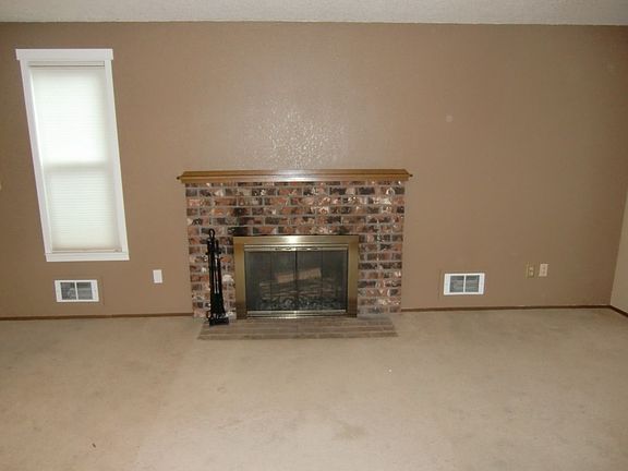 5th image of 3131 138th St SE