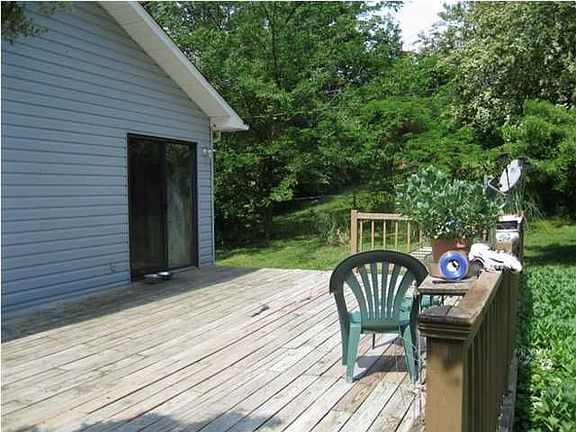 5th image of 144 Brandon Ln