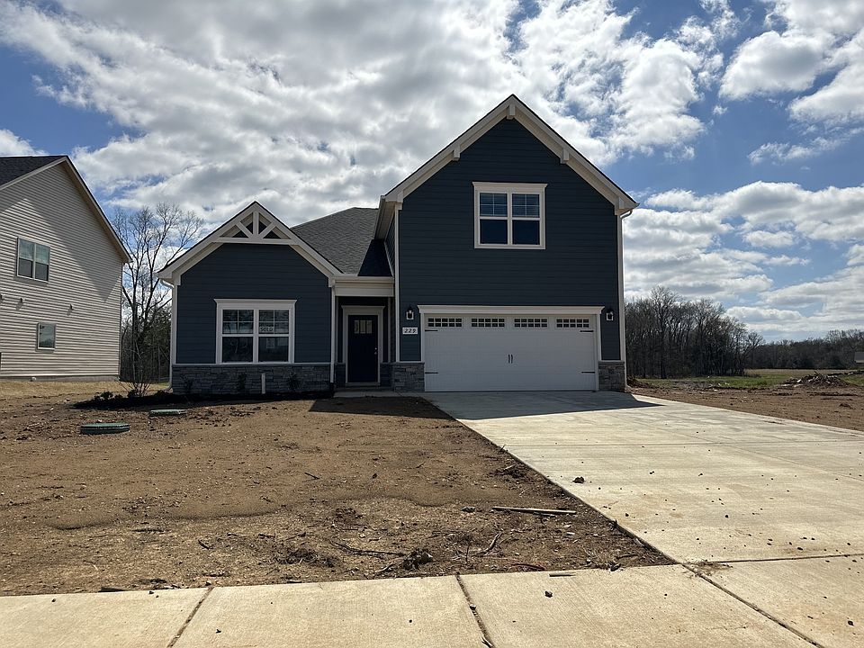 3 bedroom, 3 bath with large bonus room and covered back porch