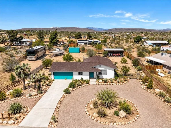 3800 Ruidosa Ave, Yucca Valley, CA 92284