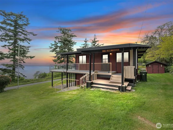 2544 W Shore Drive, Lummi Island, WA 98262
