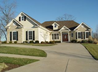 5682 Piper Glen Dr, Maineville, OH 45039