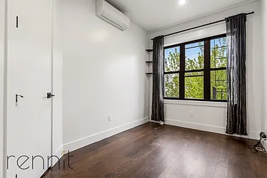 Rented by Rennit Inc.