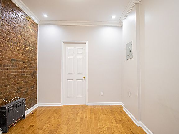 2nd image of 416 W 25th St #1WF