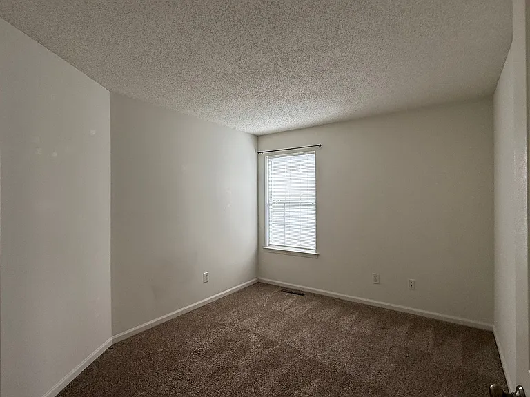 2544 Covent Garden Rd — Photo 16