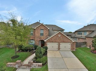 17226 Red Oak Bend Dr, Cypress, TX 77433