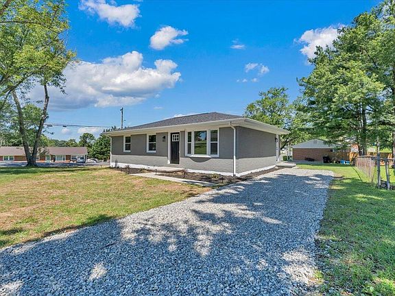 5th image of 1006 Maywood Dr