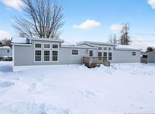 8 Chickadee St, Moncton, NB E1H 2V4