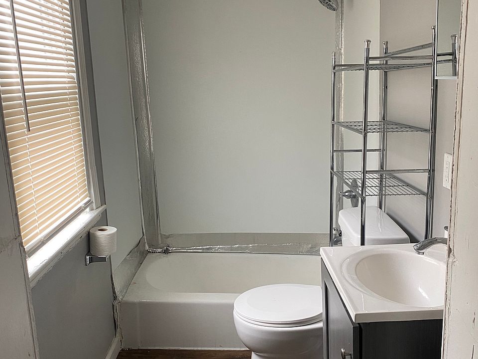 1st image of 1034 Vine St #1
