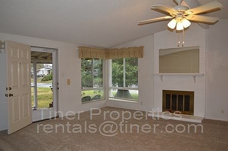2nd image of 4815 Donovan Dr