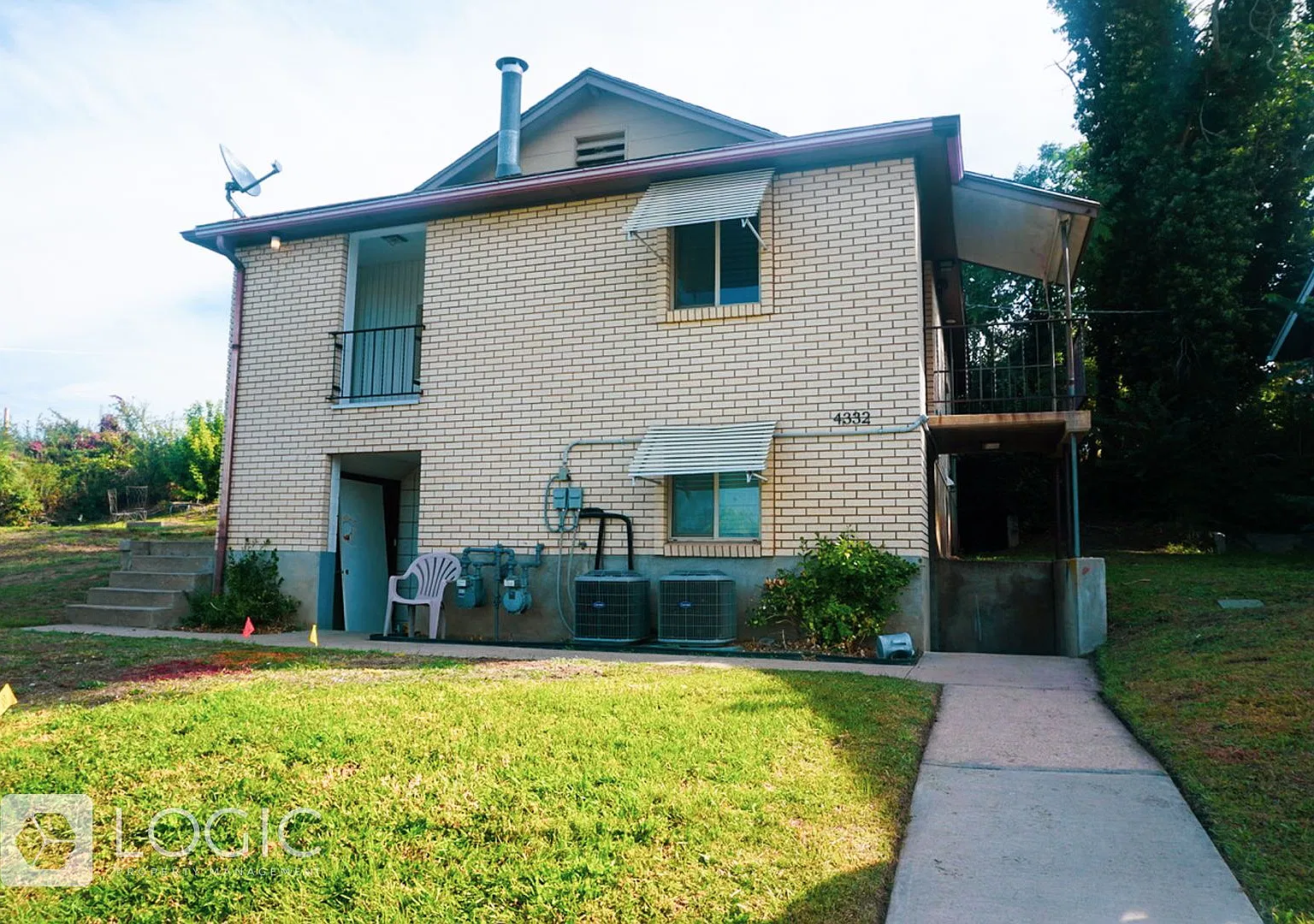 Spacious 2-bedroom, 1-bath Duplex Unit for rent in Ogden, Utah — Photo 1