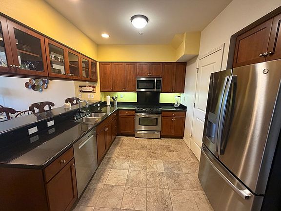 4th image of 12 Lolupe Ln #N102