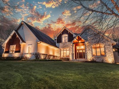 W283N3871 Yorkshire TRACE, Pewaukee, WI, 53072