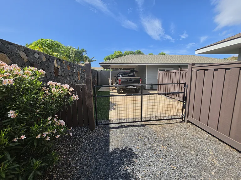 38 Honuea St — Photo 13