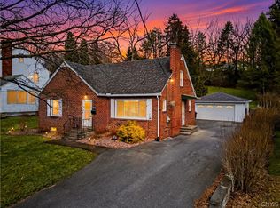 134 Century Dr, Syracuse, NY 13209