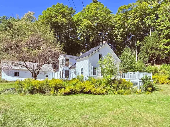 672 Huckle Hill Road, Vernon, VT 05354