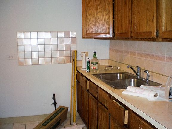 4th image of 16707 Butterfield Dr