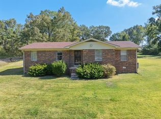 50 Cox Ln, Huntingdon, TN 38344