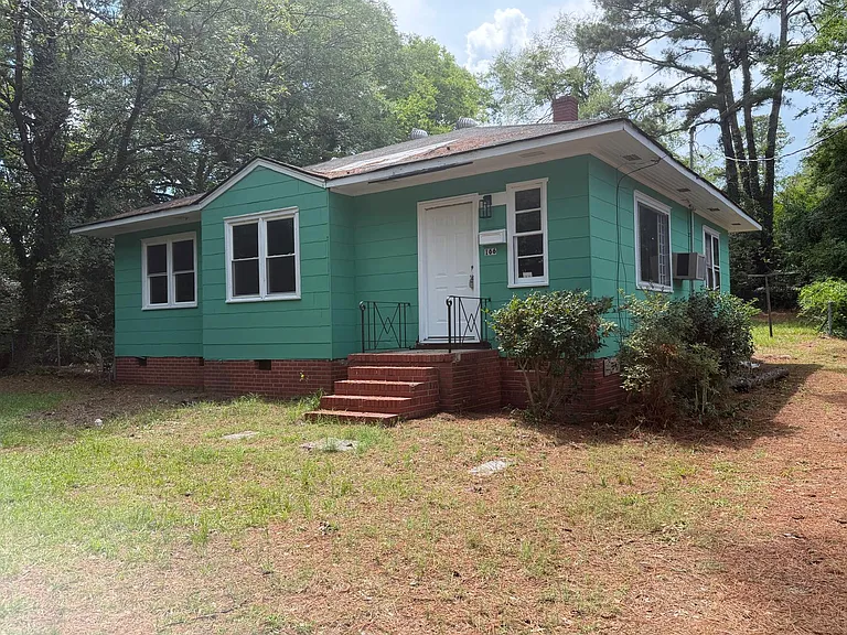 166 Buckingham Ave — Photo 11