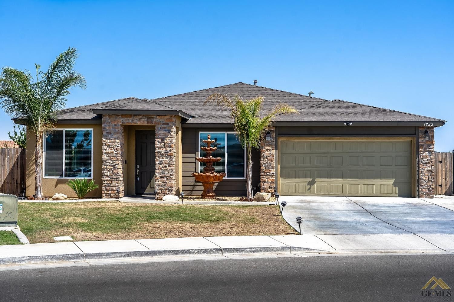 8922 Stevie Ct, Bakersfield, CA 93313 | Zillow
