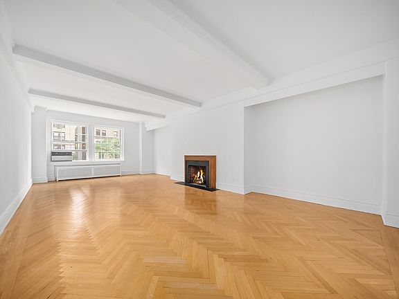 2nd image of 1165 Park Ave #3A