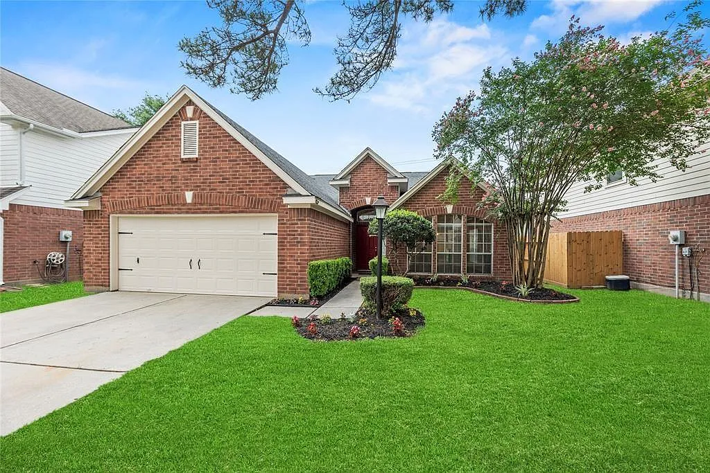 3 bed, 2.0 bath, $2,000 — Photo 3