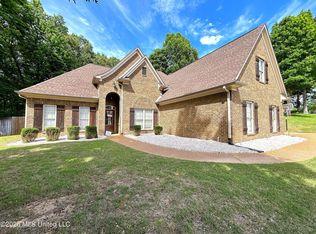3426 Westwind Dr, Nesbit, MS 38651