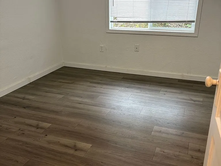 322 Willow St — Photo 10