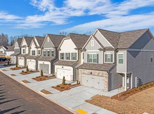 1010 Smoky Mountain Springs Ln NE #4, Gainesville, GA 30501