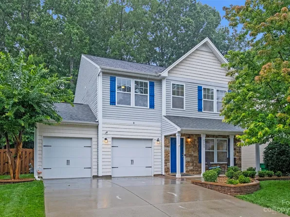 8509 Lustre Rd, Charlotte, NC 28215