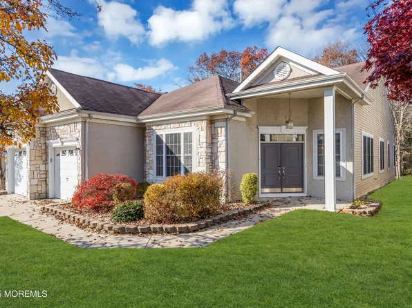 65 Spyglass Drive, Jackson, NJ 08527