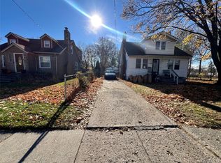 3168 Berkshire Ave, Warren, MI 48091