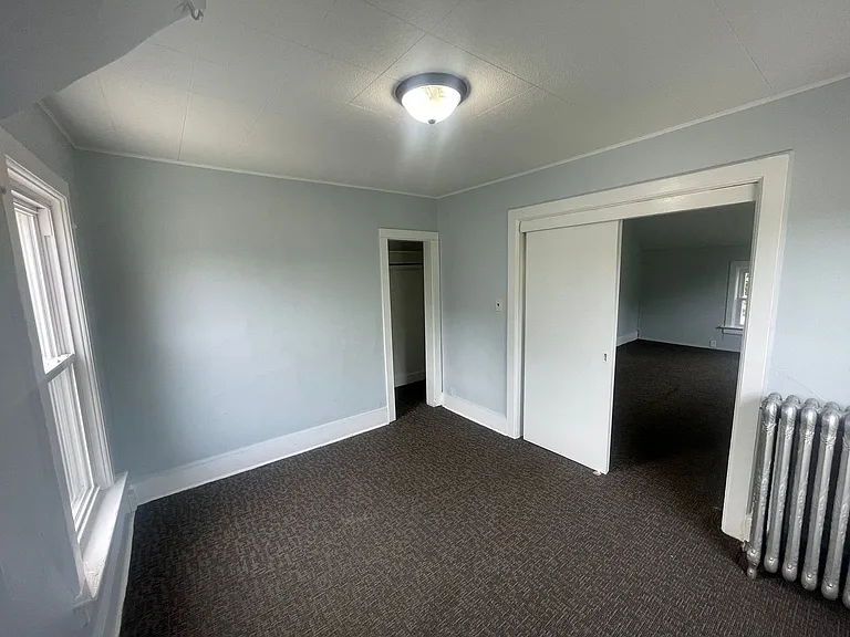1501 S 84th St./8405 W Orchard St. (Duplex) — Photo 11