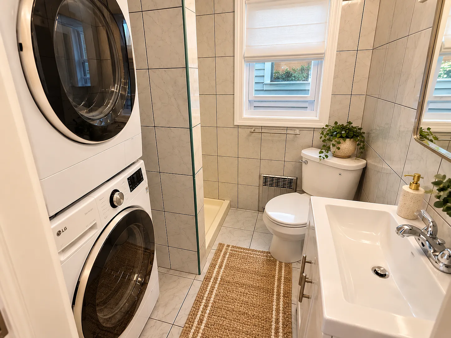 2 bed, $2,200 — Photo 3