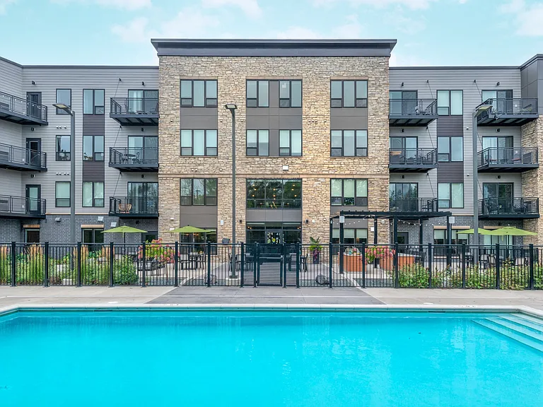 Northlake Lofts — Photo 31