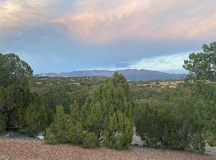 18 Sundance Dr, Santa Fe, NM 87506