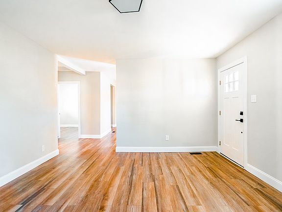 2nd image of 129 Cottage Ln