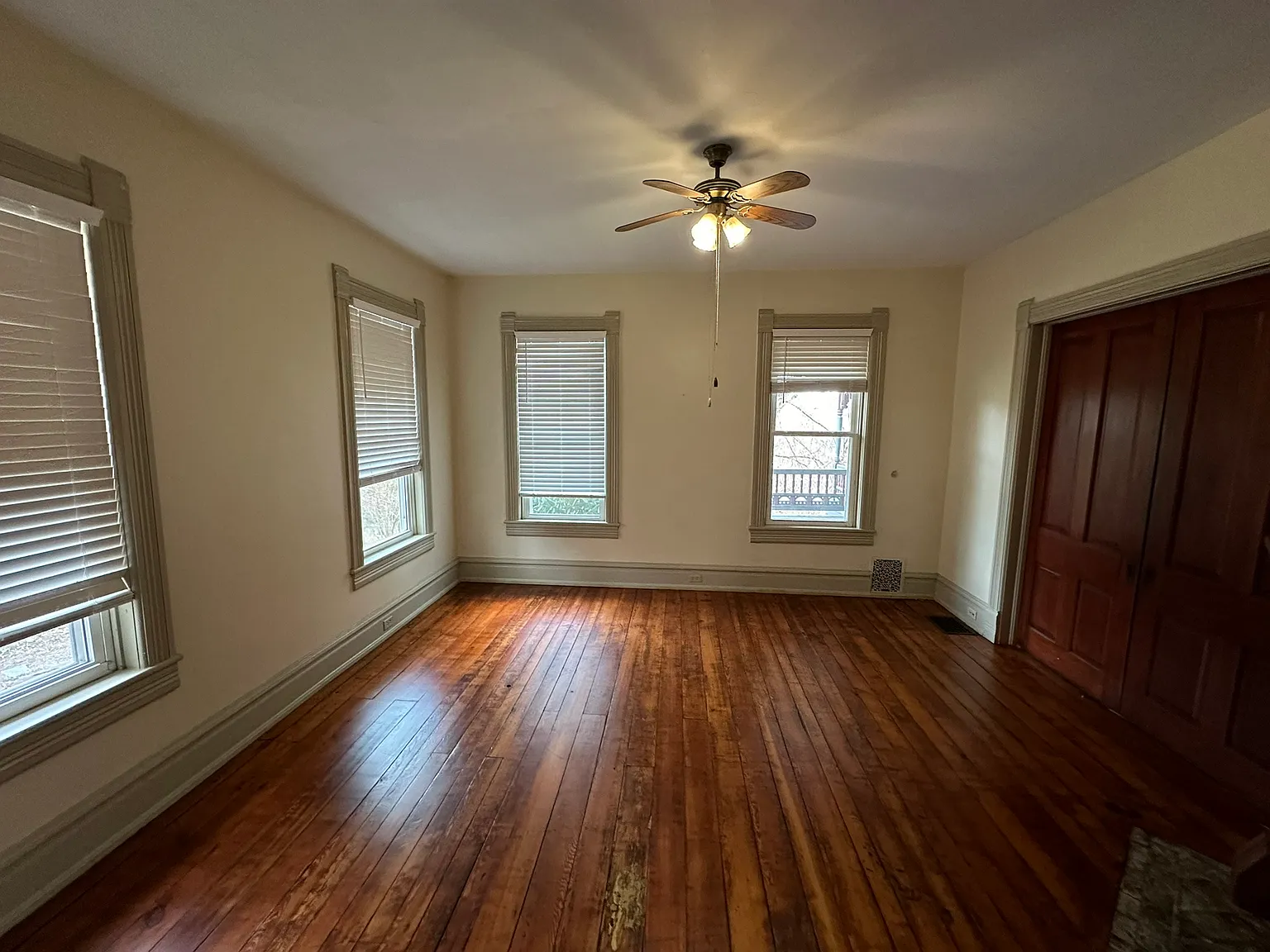 37 Campbell Street - 1 — Photo 2