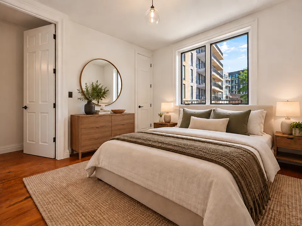 235 Kent Ave #2B