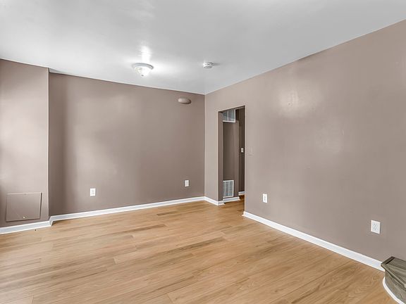 5th image of 801 Malcolm X Ave SE