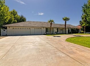 12365 Yorkshire Dr, Apple Valley, CA 92308