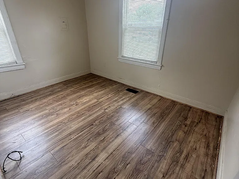 3806 W Kentucky St — Photo 8