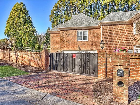 3rd image of 5242 Colony Rd