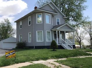 622 Wilson St, Falls City, NE 68355